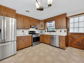 41 Margery Rd, Brockton MA 02301