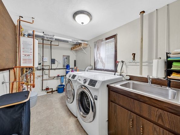 41 Margery Rd, Brockton MA 02301
