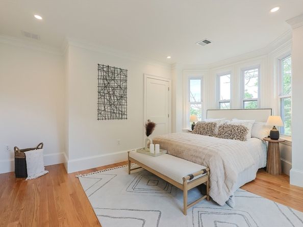 179-181 Main St, Medford MA 02155