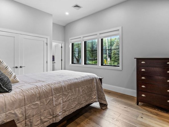 83 Winter St, Lexington MA 02420