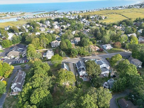106 Careswell St, Marshfield MA 02050