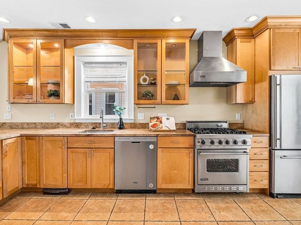 32 Copley St 2, Cambridge MA 02138