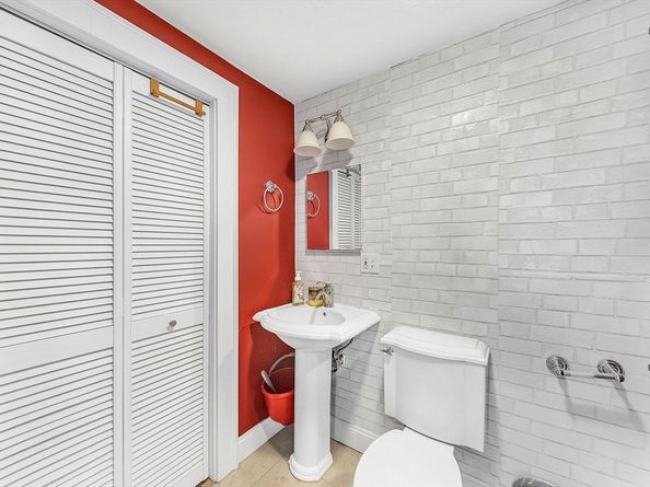 32 Copley St 2, Cambridge MA 02138
