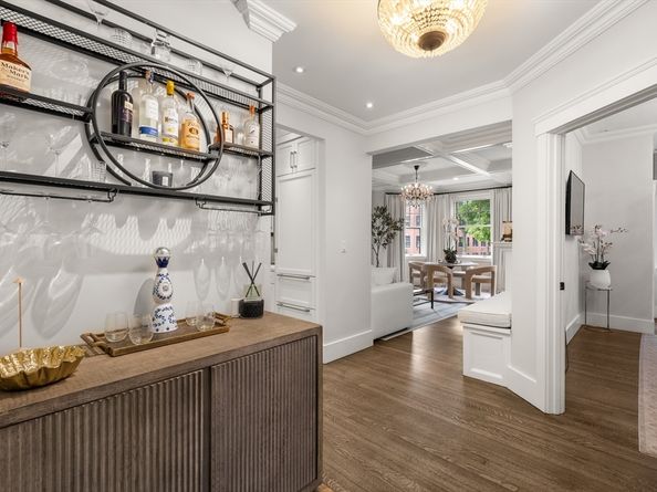 236 Beacon St 2A, Boston MA 02116
