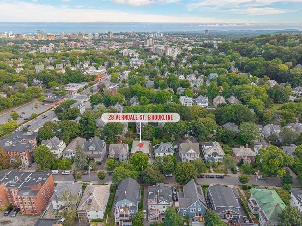 28 Verndale St, Brookline MA 02446