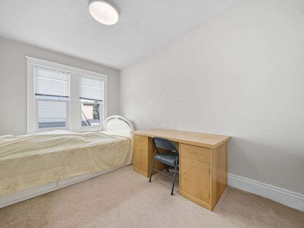 28 Verndale St, Brookline MA 02446