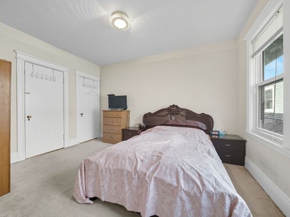 28 Verndale St, Brookline MA 02446