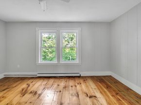 484 Rollstone St, Fitchburg MA 01420