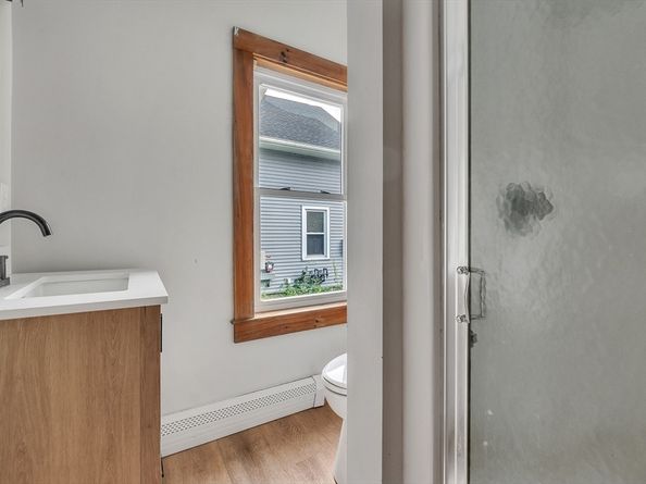 484 Rollstone St, Fitchburg MA 01420