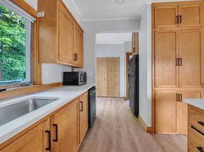 484 Rollstone St, Fitchburg MA 01420