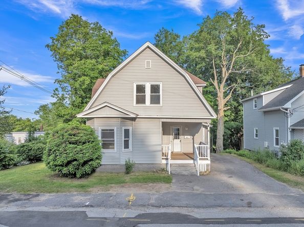 484 Rollstone St, Fitchburg MA 01420