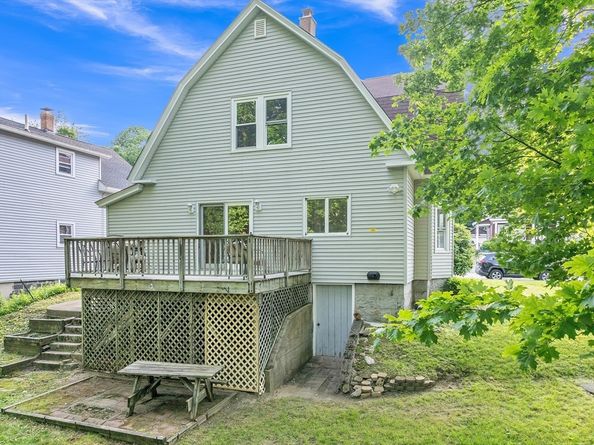 484 Rollstone St, Fitchburg MA 01420