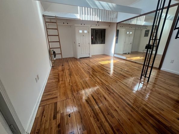 248 Essex St, Lynn MA 01902