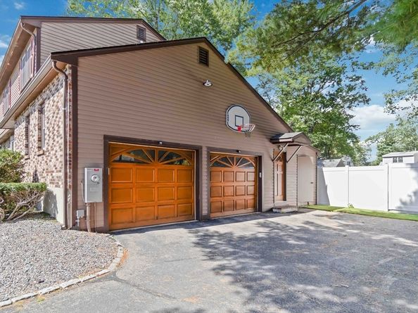 38 Ranger Rd, Natick MA 01760