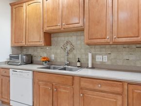 170 Haverhill St 138, Andover MA 01810