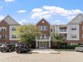 170 Haverhill St 138, Andover MA 01810