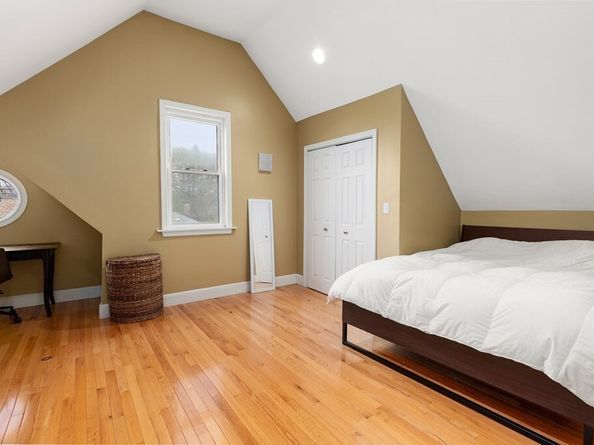 80 Roslindale Ave 3, Boston MA 02131