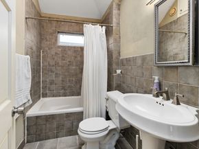 80 Roslindale Ave 3, Boston MA 02131