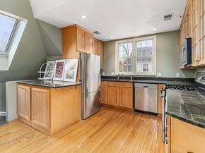 80 Roslindale Ave 3, Boston MA 02131