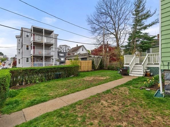 80 Roslindale Ave 3, Boston MA 02131