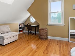 80 Roslindale Ave 3, Boston MA 02131