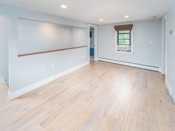 19 Jefferson St, Newburyport MA 01950