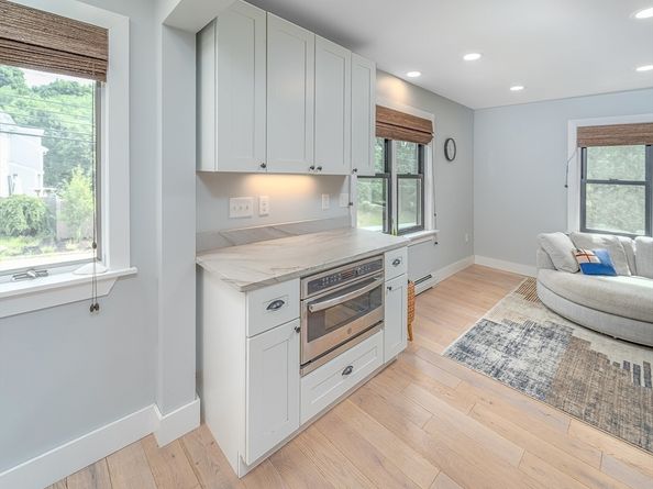 19 Jefferson St, Newburyport MA 01950