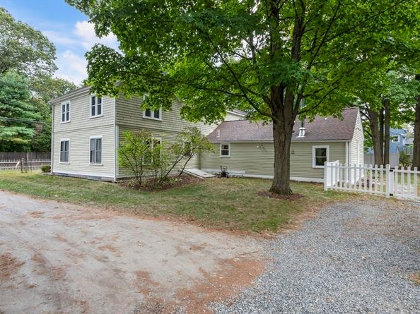 63 Landham Rd, Sudbury MA 01776