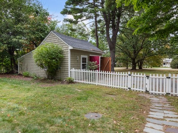 63 Landham Rd, Sudbury MA 01776