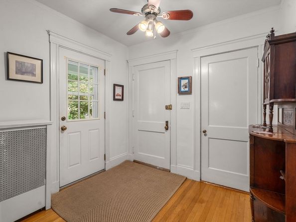 108 Columbia St 1, Brookline MA 02446