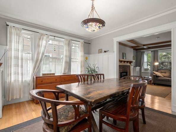 108 Columbia St 1, Brookline MA 02446