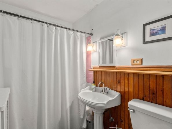 108 Columbia St 1, Brookline MA 02446