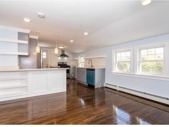 72 Main St, Quincy MA 02169