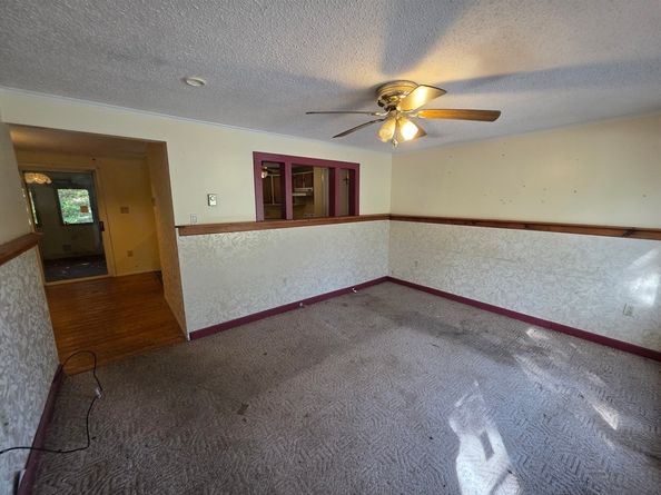 71 Wendell St, Athol MA 01331