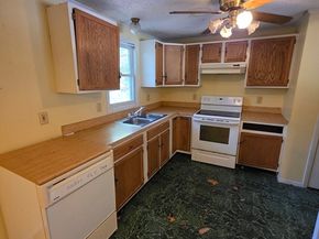 71 Wendell St, Athol MA 01331