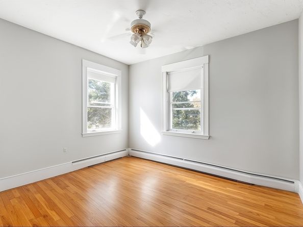 206-208 Cabot, Newton MA 02460