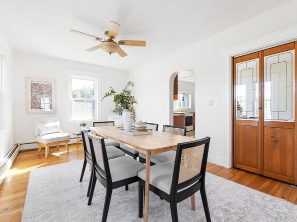 206-208 Cabot, Newton MA 02460