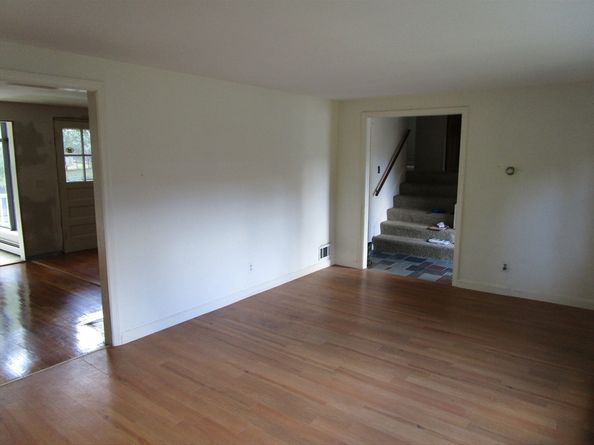 16 Munroe Ave, Reading MA 01867