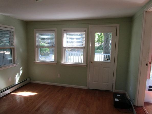 16 Munroe Ave, Reading MA 01867