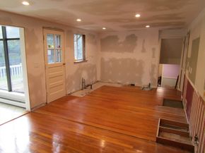 16 Munroe Ave, Reading MA 01867