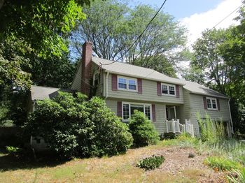 16 Munroe Ave