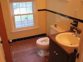 16 Munroe Ave, Reading MA 01867