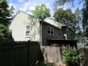 16 Munroe Ave, Reading MA 01867