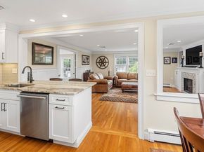 72 Scotland St, Hingham MA 02043