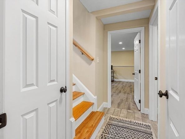 72 Scotland St, Hingham MA 02043