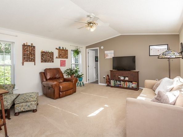 67 Crest Drive, Wareham MA 02571