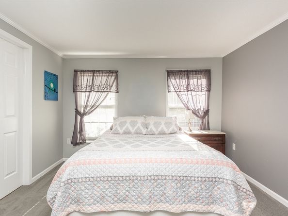 67 Crest Drive, Wareham MA 02571