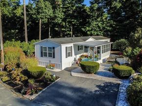 67 Crest Drive, Wareham MA 02571
