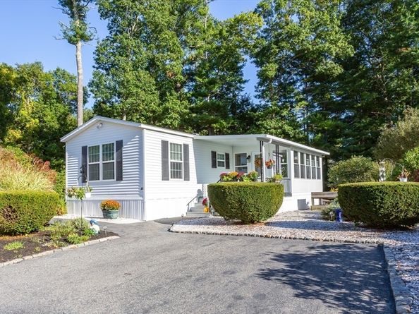 67 Crest Drive, Wareham MA 02571