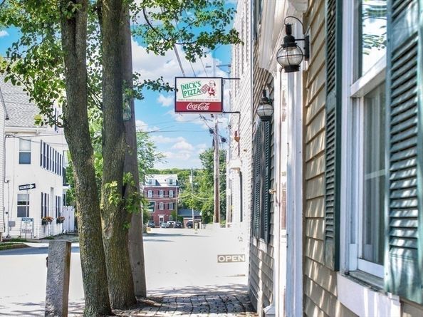 158 Merrimac Street 3, Newburyport MA 01950